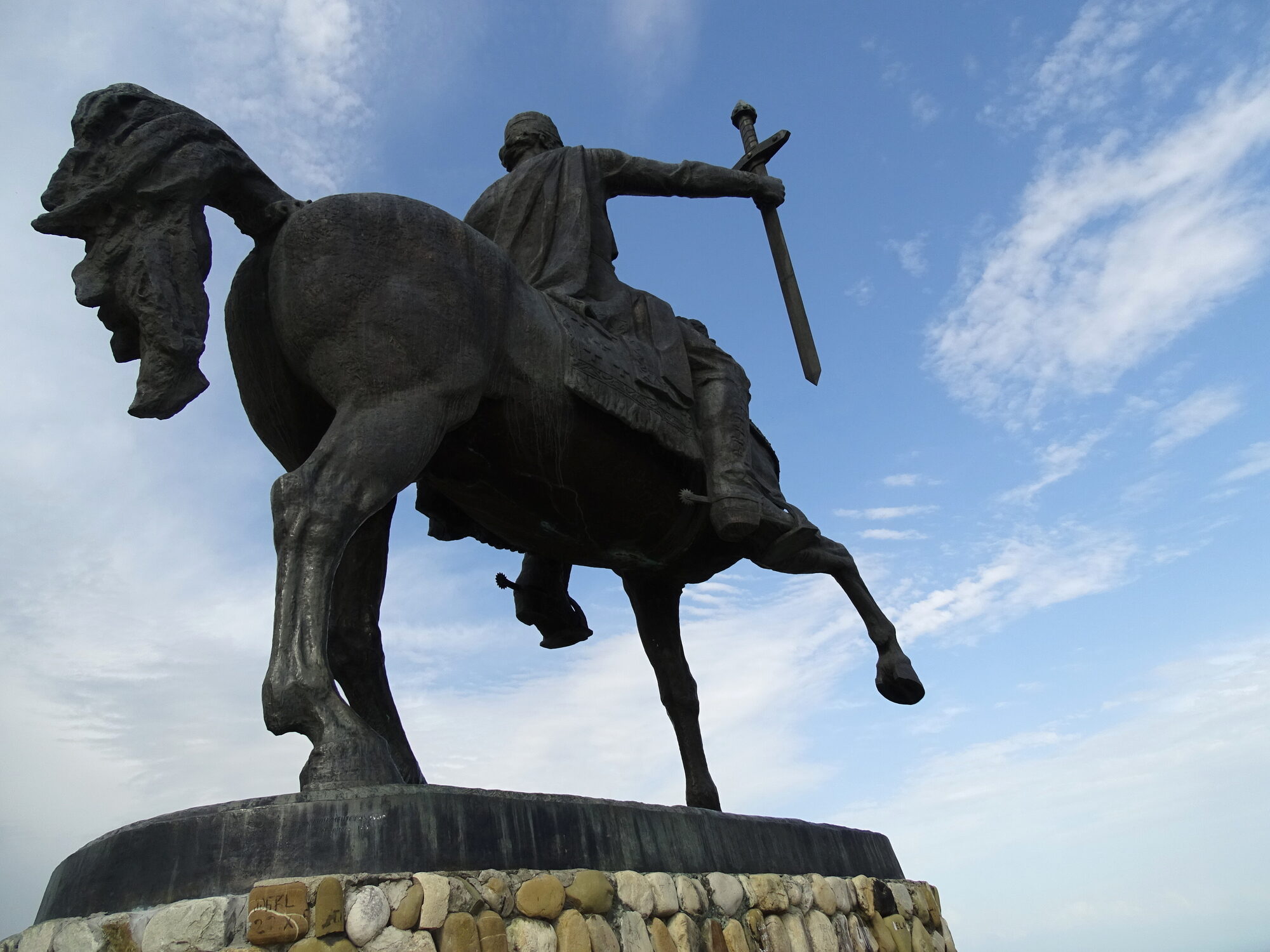 Памятник Ираклию II
